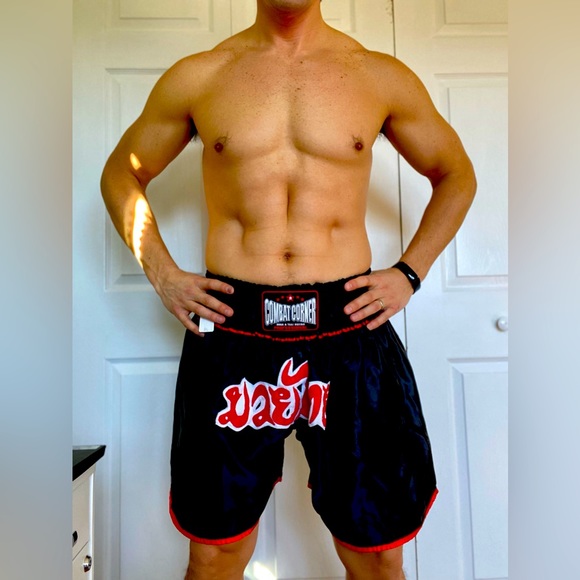 Men’s MUAY THAI shorts - Picture 1 of 4